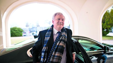 Davis: ‘brexit’ se inicia a finales de marzo’
