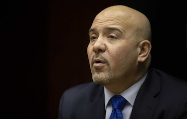 Ministro de Seguridad afirma que se encontraron una fuerza pública ‘en pedazos’