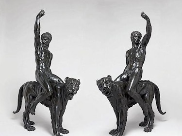 Hallan dos esculturas de bronce que podrían ser de Miguel Ángel