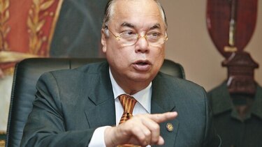 Exigencias de funcionarios, en las manos del nuevo director