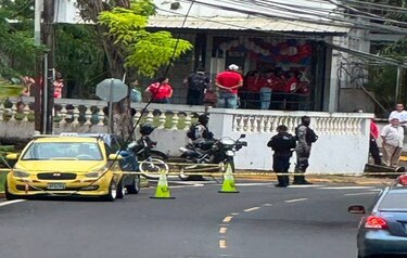 Sicarios en moto matan a una niña y padrastro en La Locería