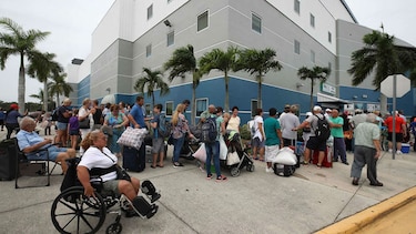 Ordenan evacuación de 6.3 millones de personas en Florida