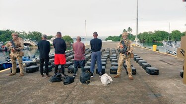 Golpe al narcotráfico en aguas panameñas: incautan 3.2 toneladas de droga