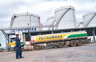 Petrobras prevé desacelerar la producción