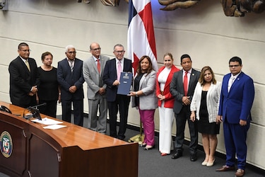 Asamblea ratifica a siete directivos de la CSS y rechaza a un representante de los trabajadores