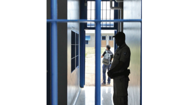 Magistrados de la Corte presentan proyecto para disminuir hacinamiento en las cárceles