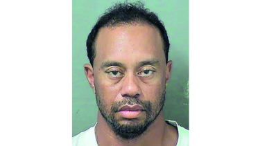 Tiger Woods fue arrestado ayer por unas horas