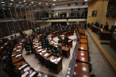 Diputados no sesionan; esperan aprobación de proyectos en comisiones
