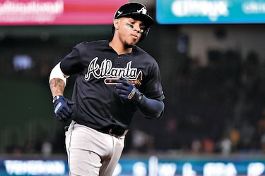 Bravos llaman a Johan Camargo
