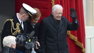 Expresidente de Estados Unidos Jimmy Carter, operado del cerebro sin complicaciones, dice portavoz