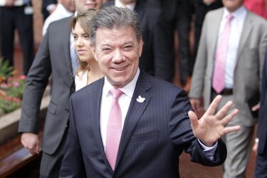 Juan Manuel Santos asume su segundo mandato ante 2 mil invitados