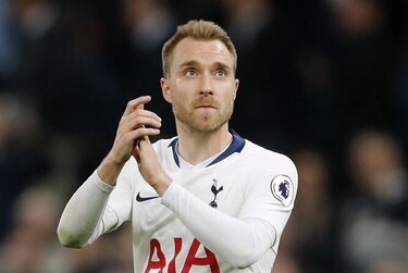 Tottenham gana y aspira a posiciones de champions