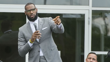 Trump ataca a LeBron James antes de acto en Ohio