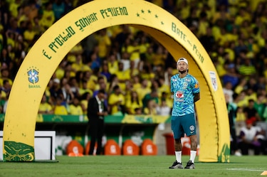 Neymar presenta una ‘buena evolución’ de la lesión muscular en el gemelo