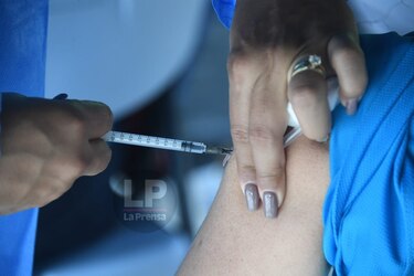 Hospital San Fernando interpondrá una querella por la circulación de audio falso sobre la vacunación infantil