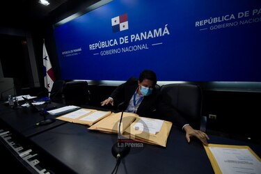 Comisión recomienda a la Presidencia alquilar 144 camionetas por $6.6 millones, por dos años