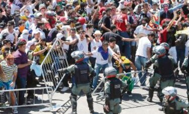 Manifestaciones logran redefinir política en Brasil