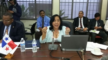 Meduca presenta vista presupuestaria de mil 677 millones de dólares para 2016