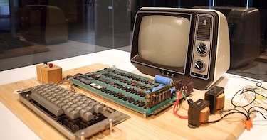 Computadora Apple original construida por Jobs y Wozniak entra a subasta