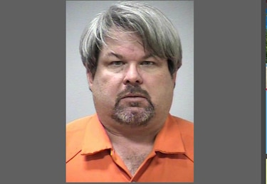 Hombre asesina a seis personas 'al azar' en varios estacionamientos de Michigan