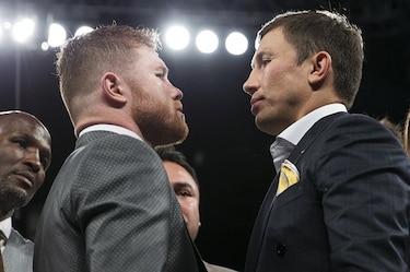 Canelo, el ciclón de México arrasa a Chávez Jr., y va por Triple G