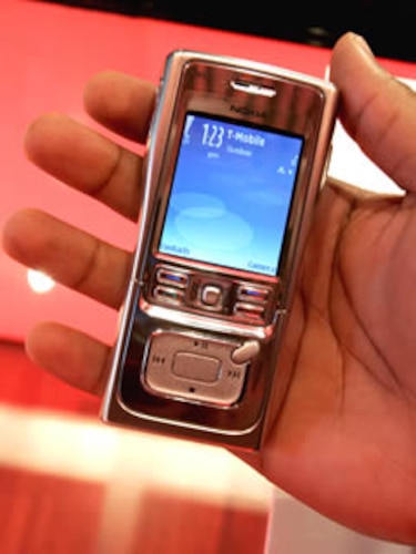 Los SMS cumplen 30 años y se reinventan