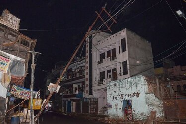 Al menos 125 muertos por fuertes tormentas en India