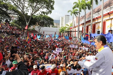 Maduro: ‘tenemos 2,000 presos capturados y de ahí van para Tocorón y Tocuyito’