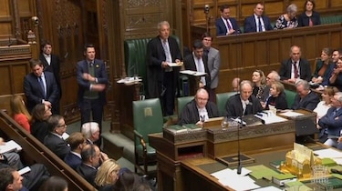 Parlamento británico, sin acordar una alternativa al Brexit