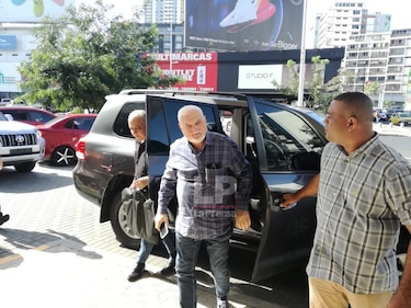 Juzgado admite secuestro de bienes de exprocuradora Kenia Porcell a solicitud de Martinelli