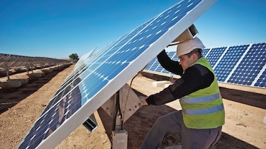 Iberdrola invierte para reducir costo de energía
