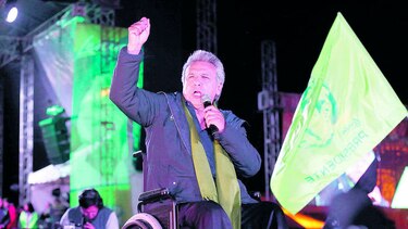 Ecuador: dos modelos miden fuerzas