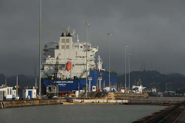 El Canal de Panamá evalúa la construcción de un gasoducto