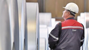 Investigan posible lucro con alza de aranceles al acero