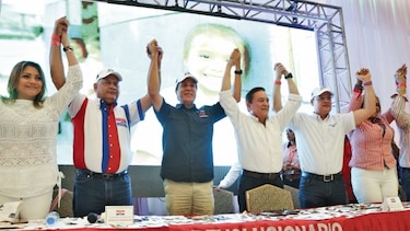 El PRD ratifica alianza con el Molirena, pero también pactará con CD y Alianza
