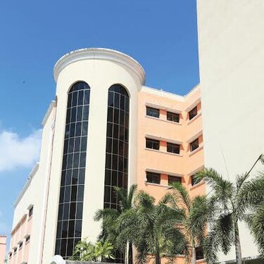 Crisis del HST afecta operaciones electivas