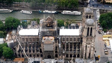 Alcaldía de París descarta riesgos para la salud en colegios cercanos a Notre Dame