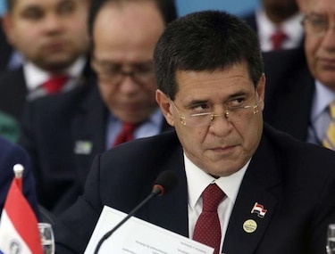 Partido oficialista de Paraguay reformará la constitución para permitir la reelección presidencial
