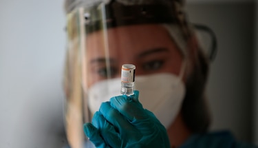 Vacuna de Pfizer anticovid es efectiva en tres dosis para menores de 5 años