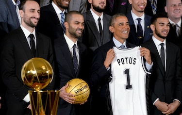 Obama: Los Spurs son las Naciones Unidas del baloncesto