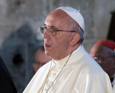 El papa Francisco invita a Peres y Abbas a dialogar en El Vaticano