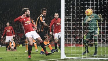 Manchester United da un gran paso hacia la final