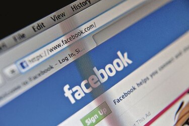 Mil millones de personas usan por primera vez Facebook en un mismo día