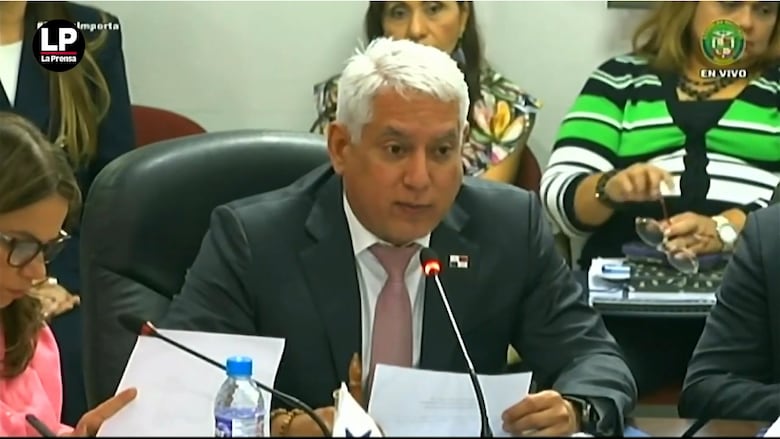 Presidencia evita tomar postura en crisis hídrica y cuestiona a la ACP