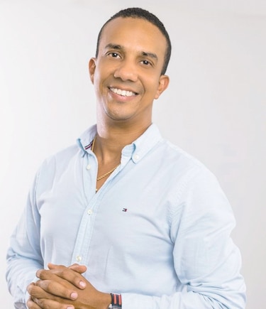 Félix Moulanier dice que ahora Martinelli reemplaza a los candidatos de RM por los de CD