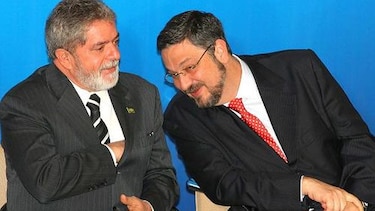 Brasil: Exministro clave Palocci será juzgado por corrupción en caso Petrobras