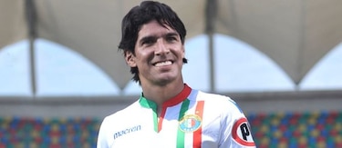 Sebastián Abreu rompe récord de militancia en clubes a nivel mundial