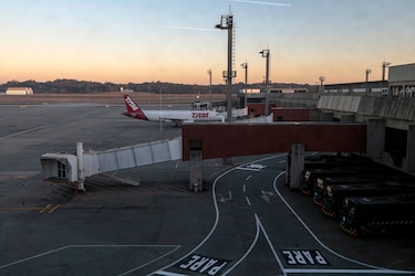 Brasil entrega en concesión 22 aeropuertos por $600 millones  