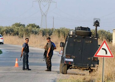 Turquía permite a Estados Unidos usar base contra el Estado Islámico