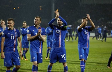 Islandia se clasifica a su primera Copa Mundial